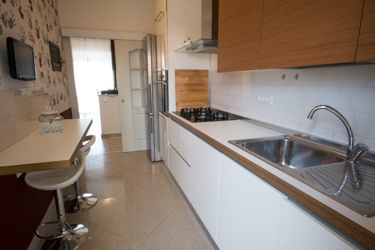 A Casa Di Simone A Viareggio Lägenhet Exteriör bild