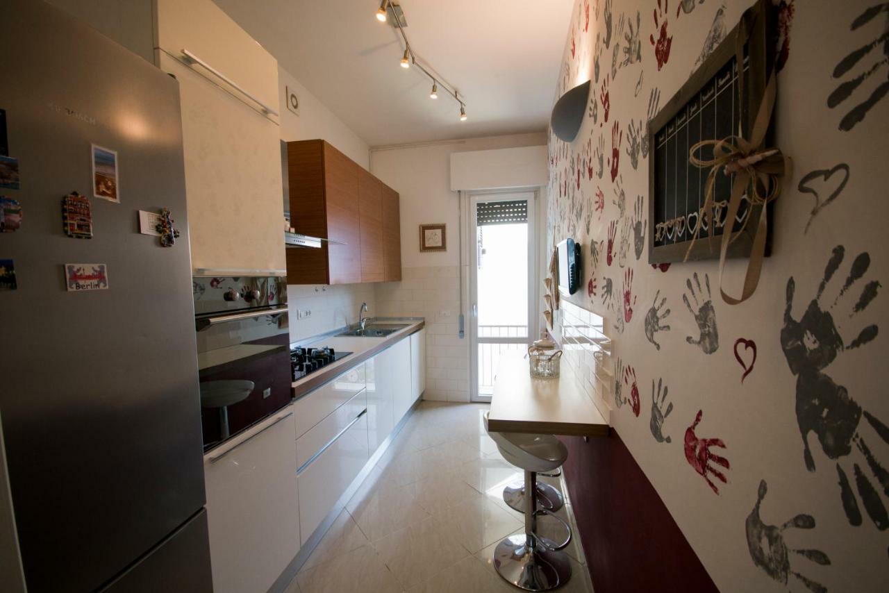 A Casa Di Simone A Viareggio Lägenhet Exteriör bild