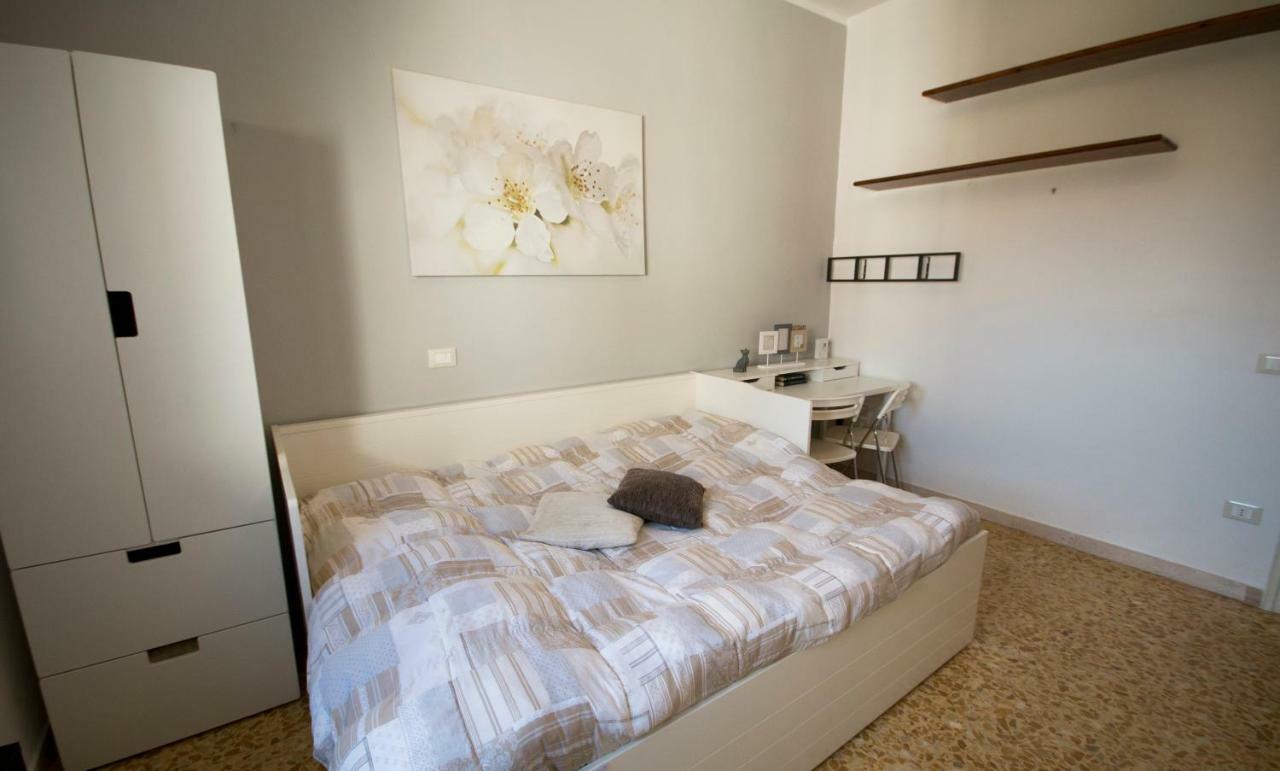 A Casa Di Simone A Viareggio Lägenhet Exteriör bild